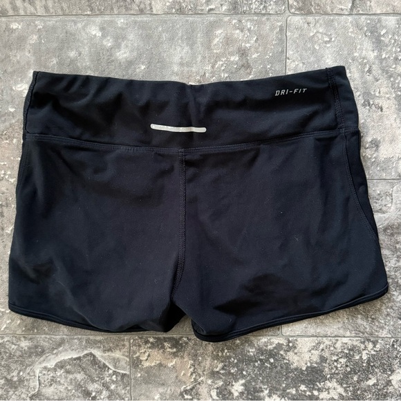 Nike Running Shorts Size Medium Black - Picture 3 of 3